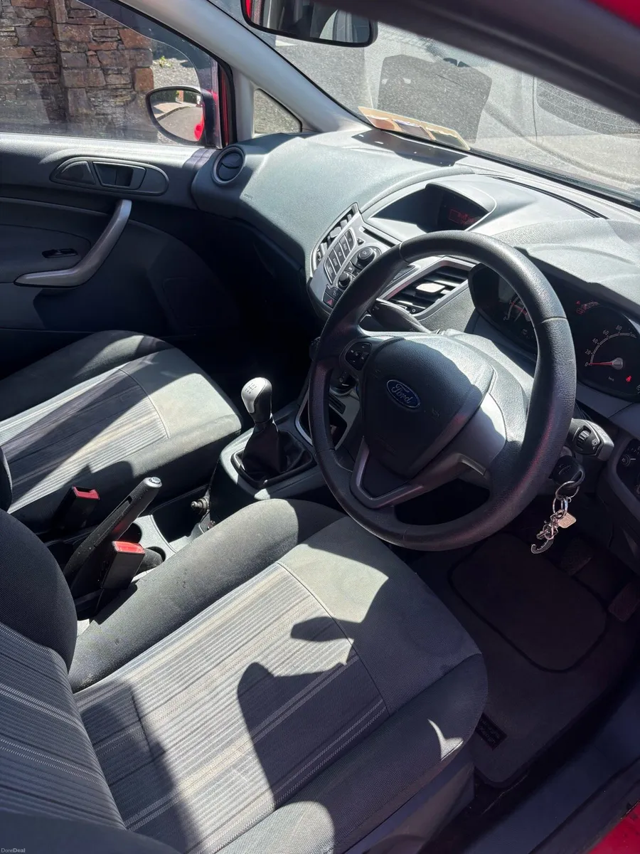 Ford Fiesta - Image 4