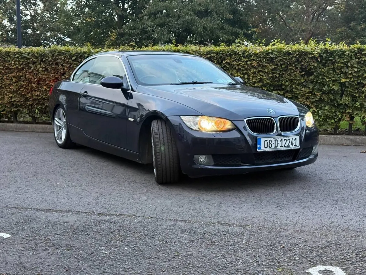 BMW 320i Convertible – 2008 - Image 1