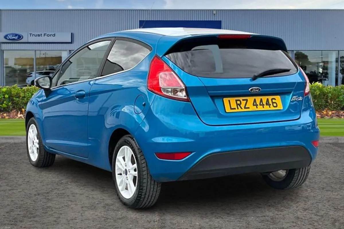 Ford Fiesta Zetec Blue - Image 2