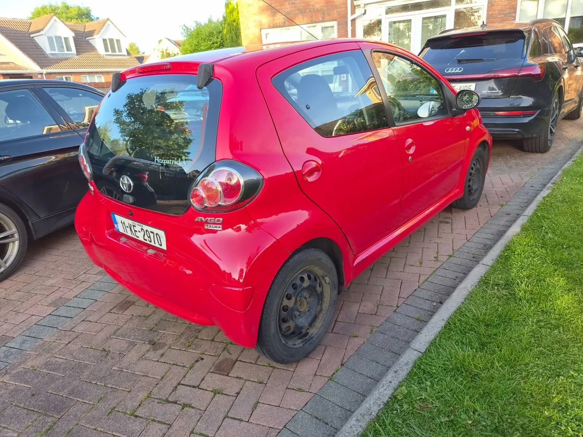 Toyota Aygo 2011 1 Owner from new FSH - Image 3
