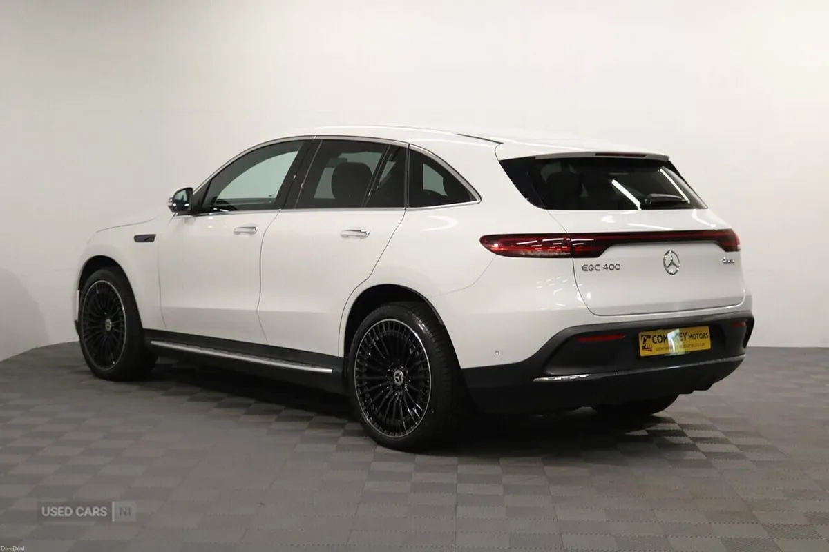 Mercedes-Benz EQC 400 AMG Line - Image 4
