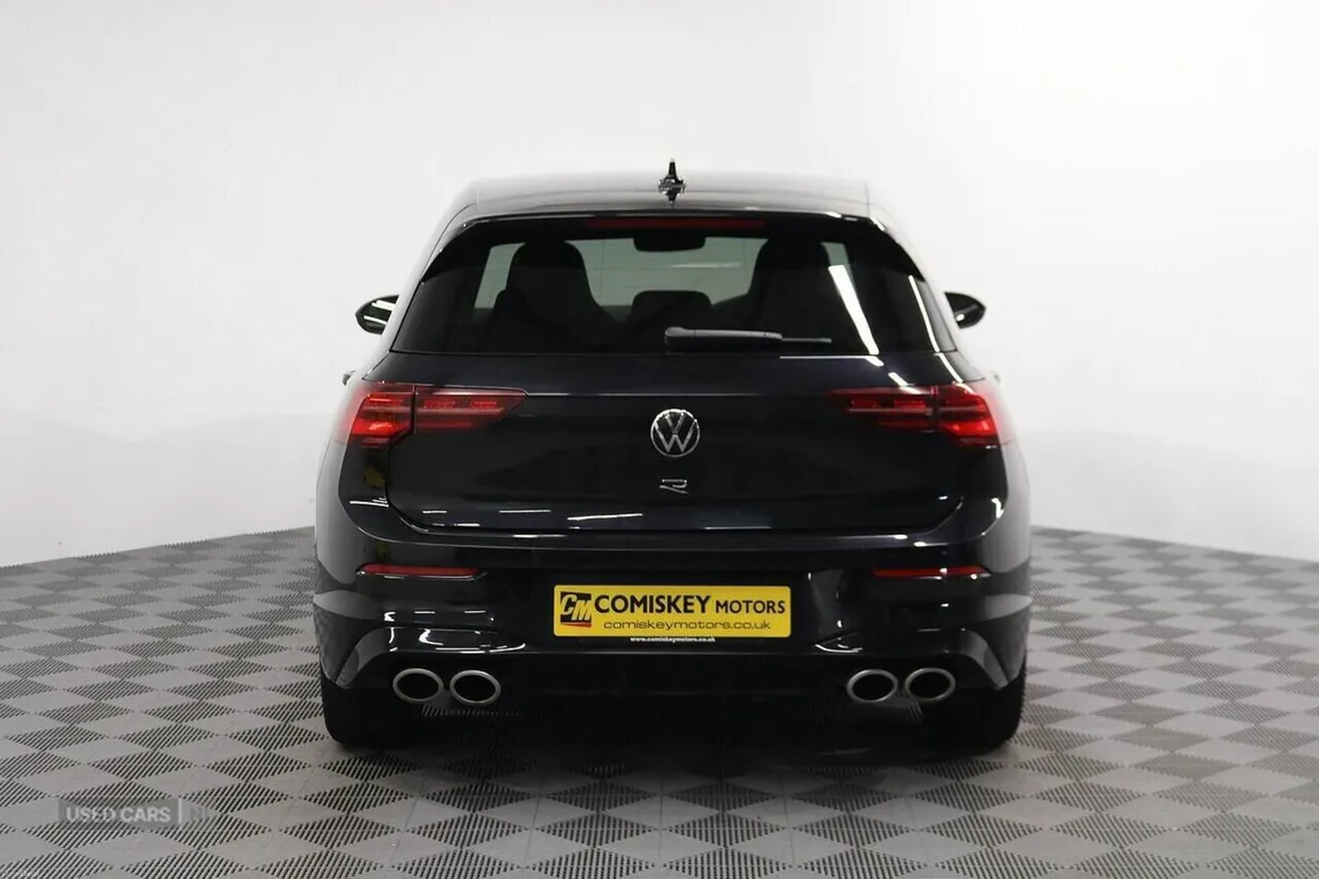 Volkswagen Golf TSI R - Image 5
