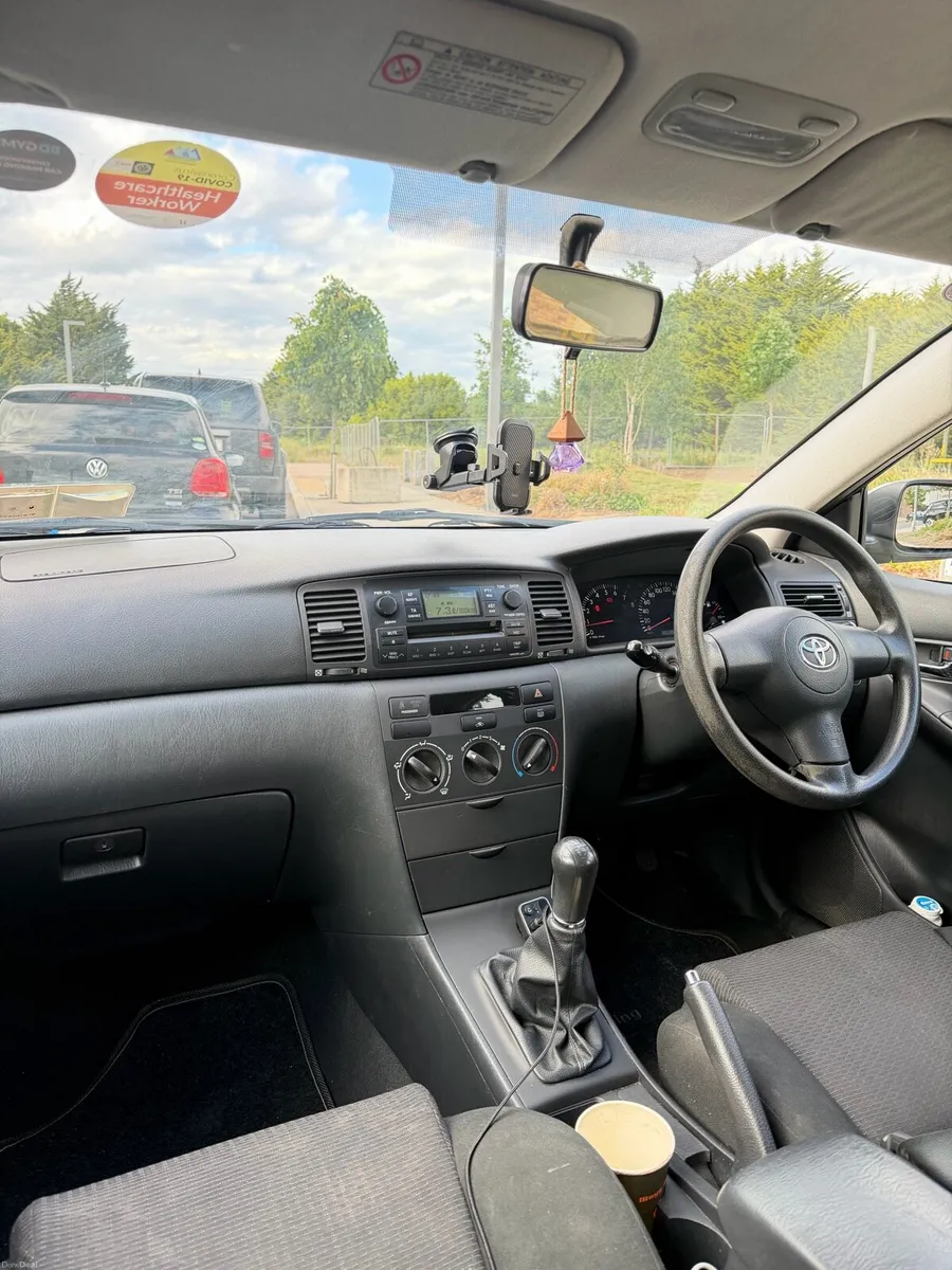Toyota coralla - Image 3