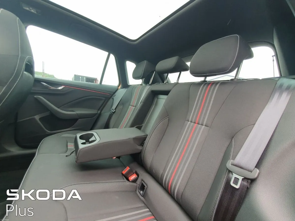 Skoda Kamiq Monte Carlo 1.0TSI - Glass Roof, Heate - Image 6