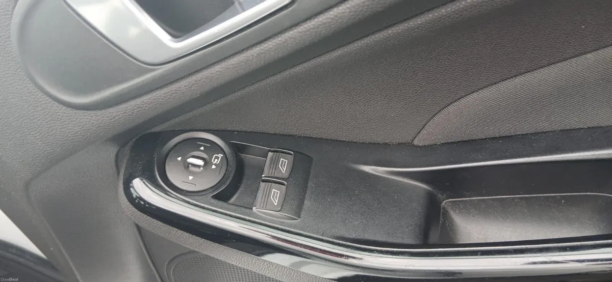 Ford Fiesta 2014 1.0 ECO Boost - Image 3