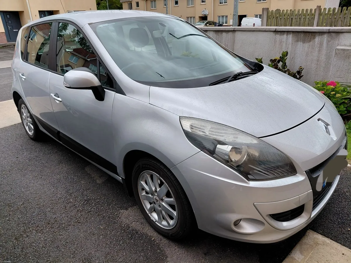 Renault Scenic 2010 - Image 1