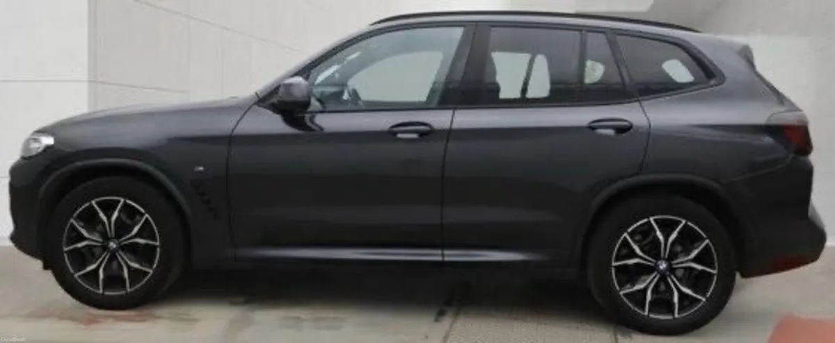 3.0 30d MHT M Sport SUV 5dr Diesel Hybrid Auto xDr - Image 3
