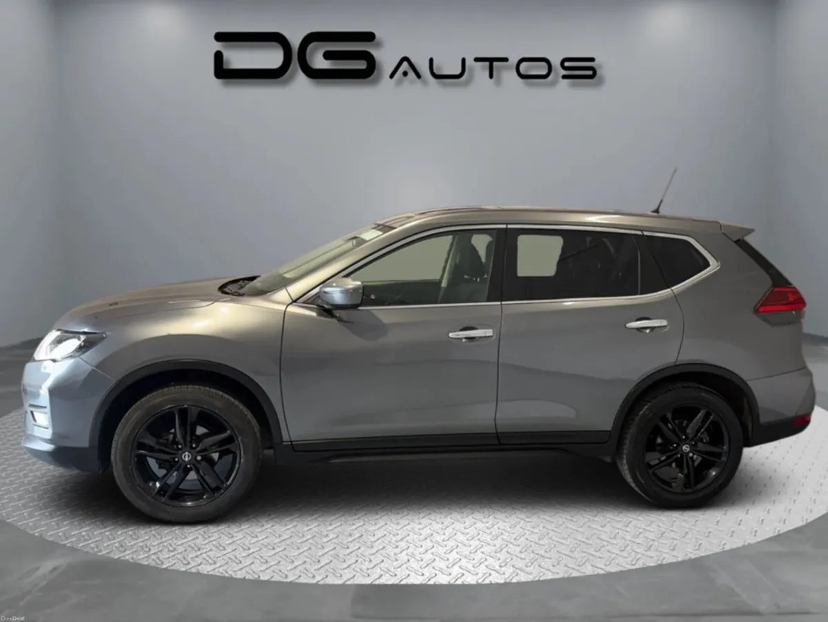 Nissan X-Trail SUNROOF -  130PS 5SEATS - GOOD SPEC - Image 1