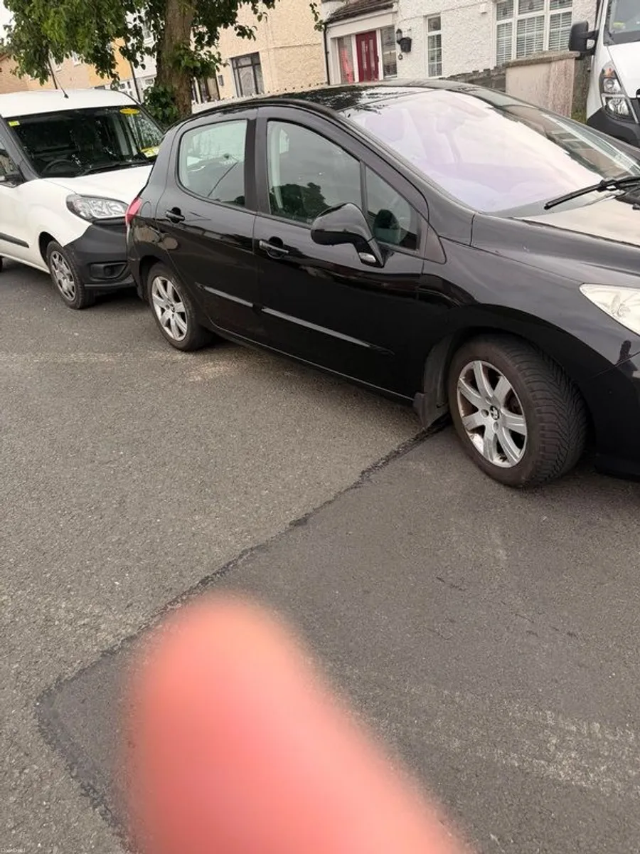 2012 Peugeot 308 - Image 2