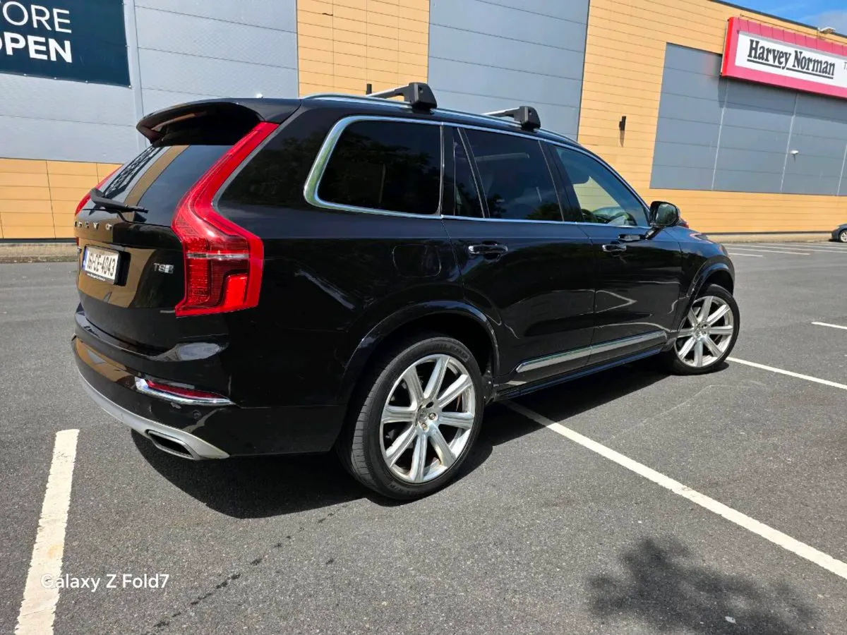 2016 Volvo XC90 Inscription T8 - Image 4