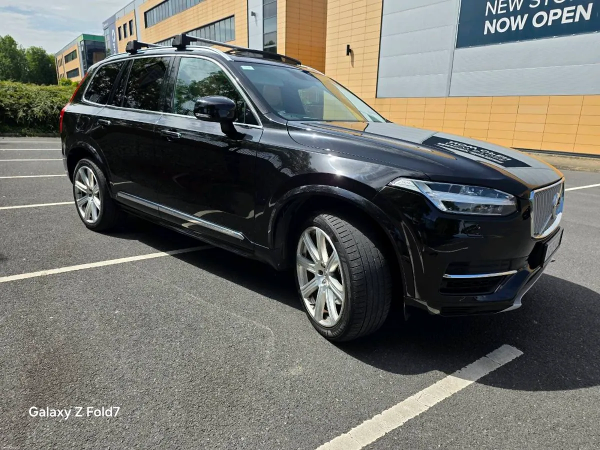 2016 Volvo XC90 Inscription T8 - Image 6