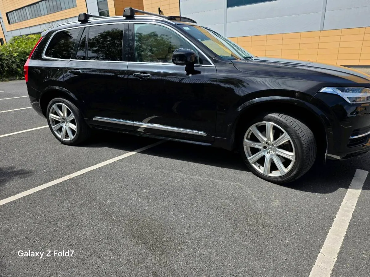2016 Volvo XC90 Inscription T8 - Image 5
