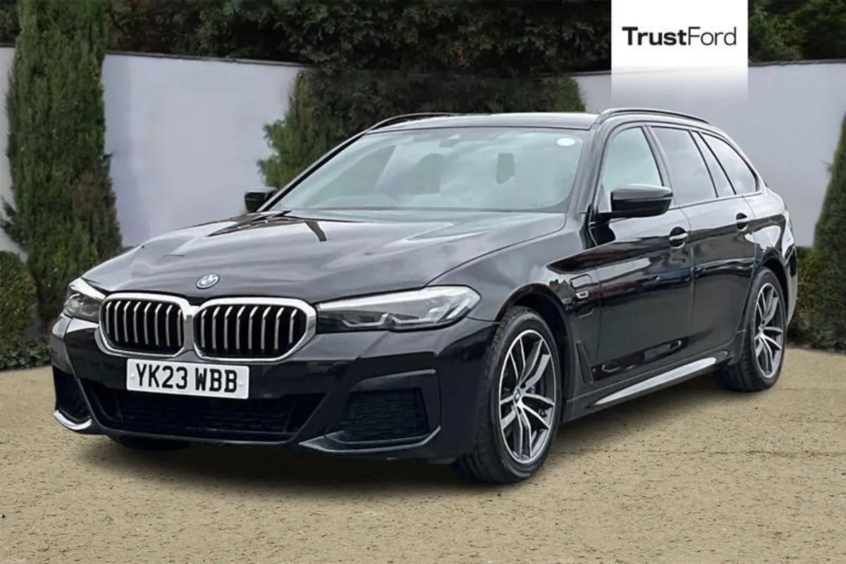 BMW 5-Series 530e M Sport 5dr Auto [Tech Pack]**HE - Image 5