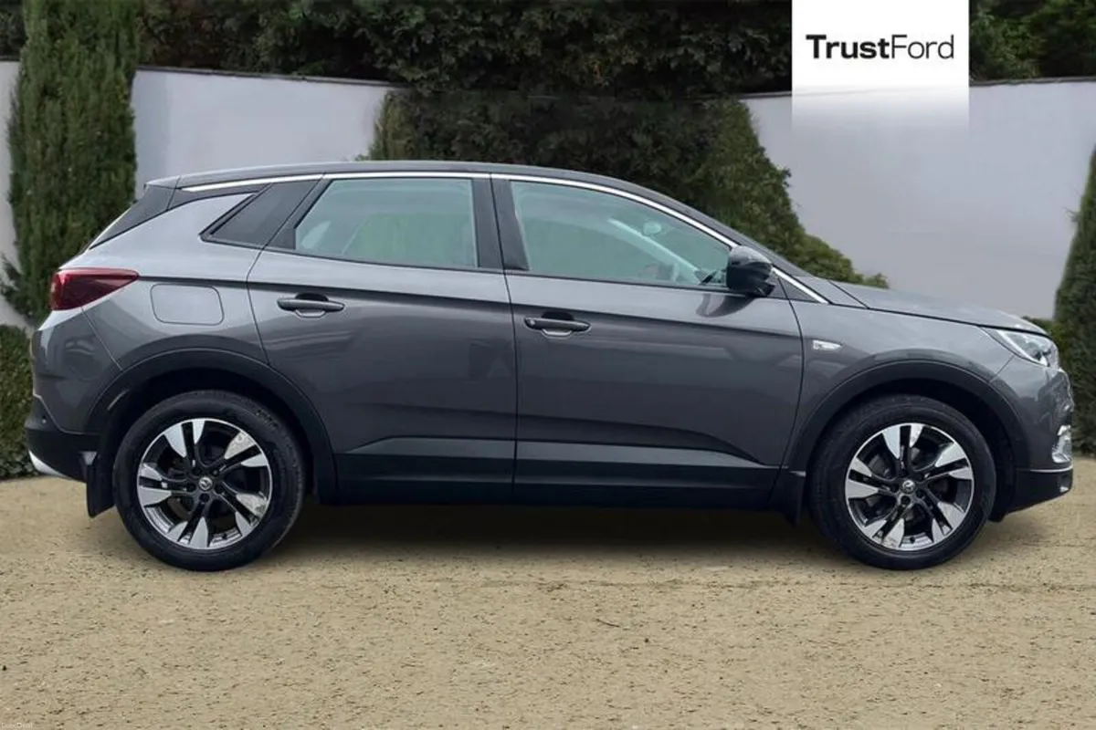 Vauxhall Grandland X Sport Nav - Image 3