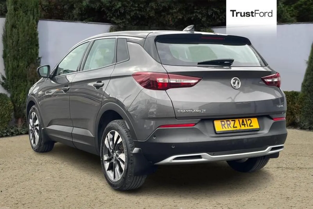 Vauxhall Grandland X Sport Nav - Image 2