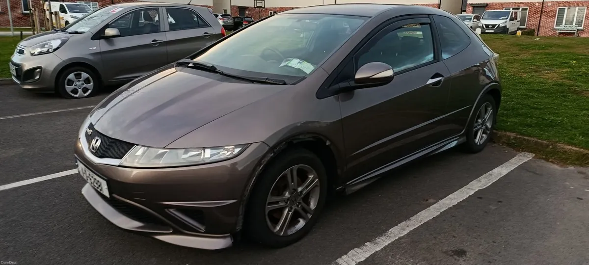 Honda Civic 2011 - Image 3