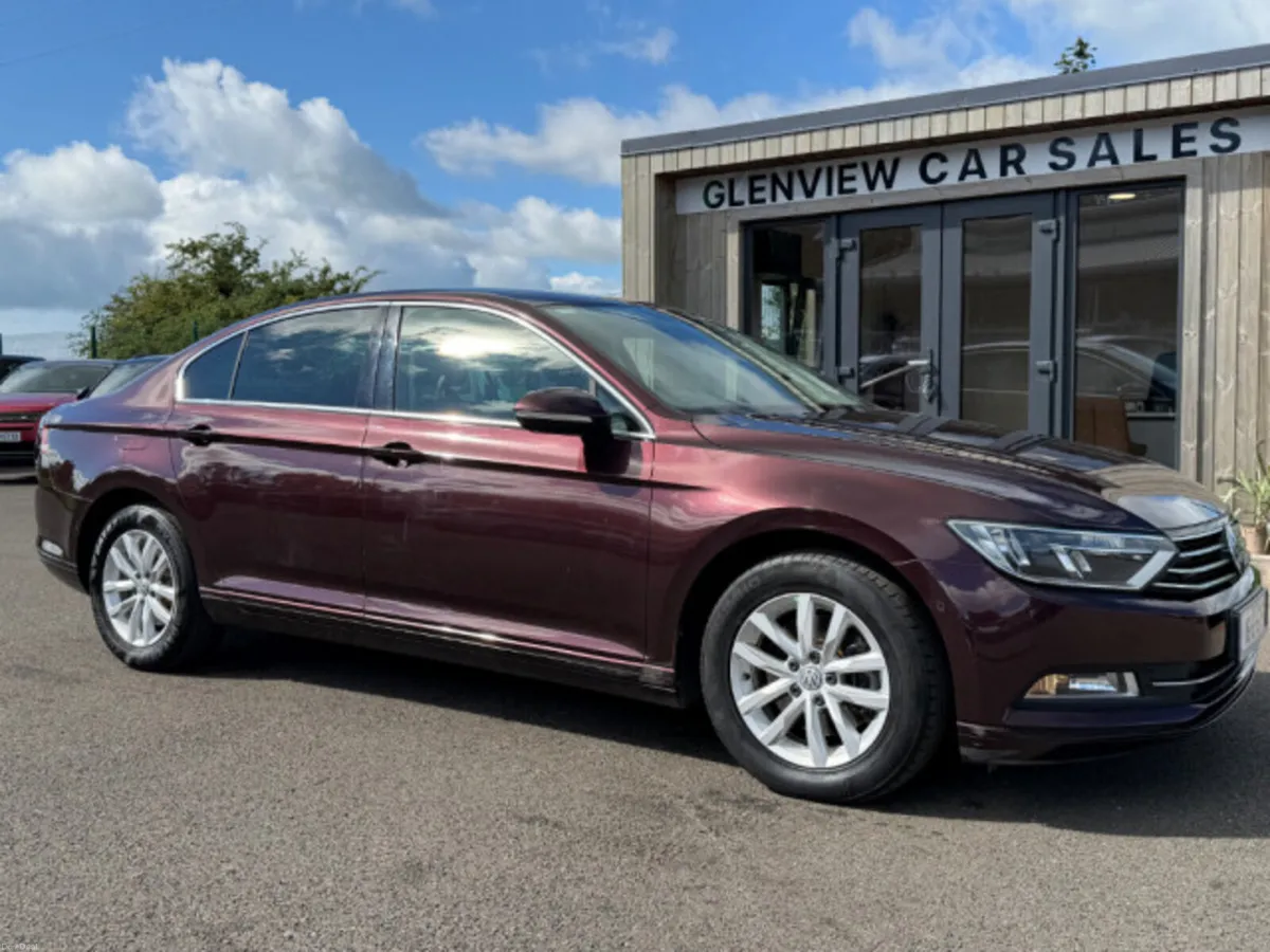 Volkswagen Passat 1 OWNER - FULL SERVICE HISTORY - Image 1