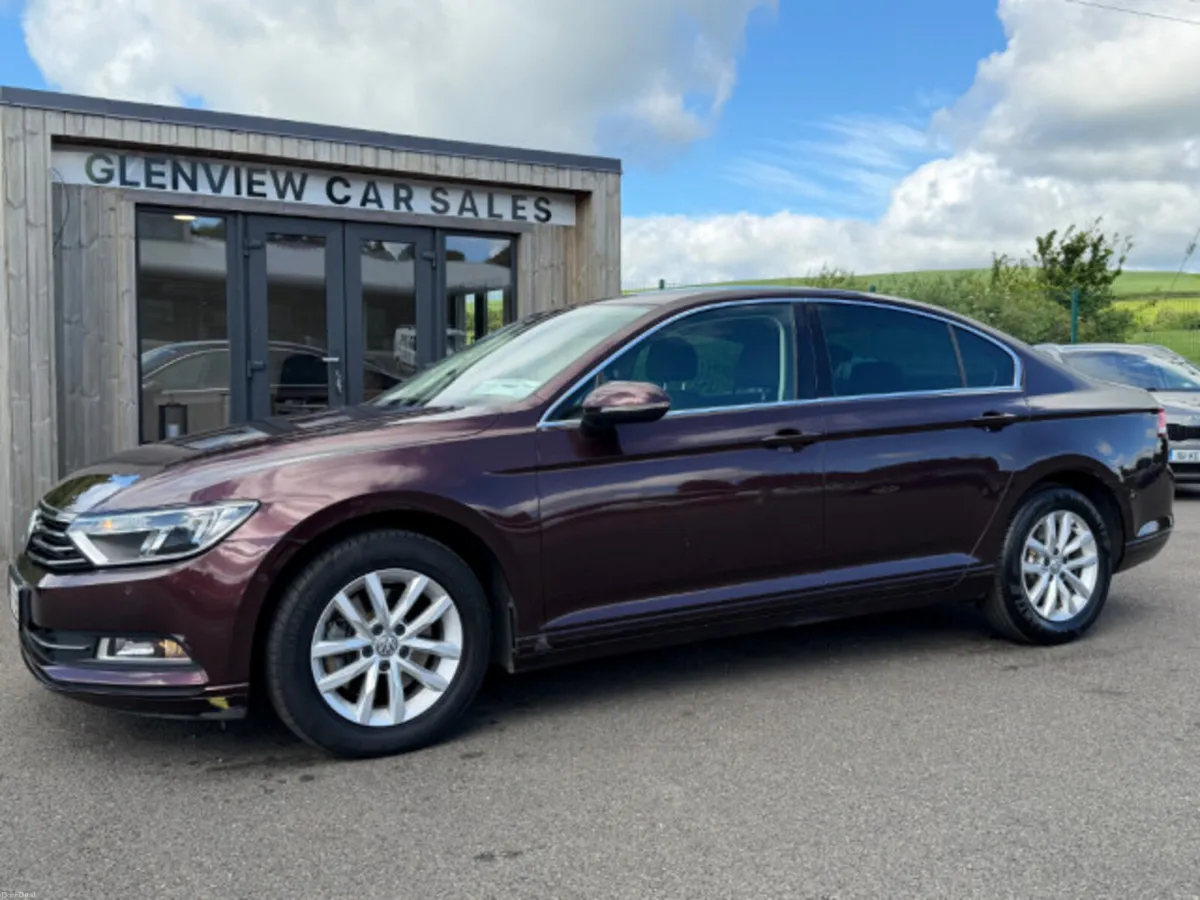 Volkswagen Passat 1 OWNER - FULL SERVICE HISTORY - Image 3