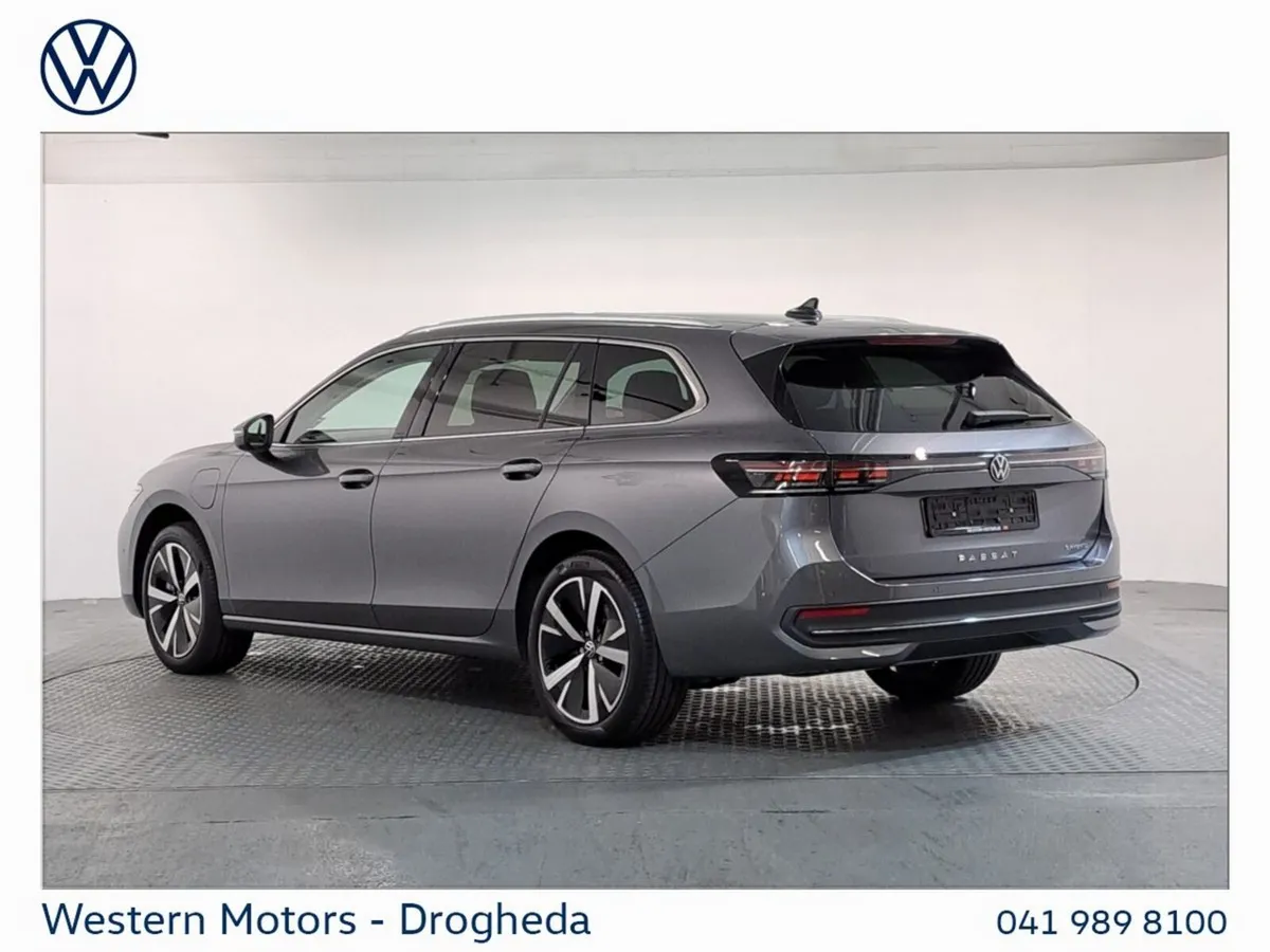 Volkswagen Passat Business Edition 1.5 eHybrid PHE - Image 3