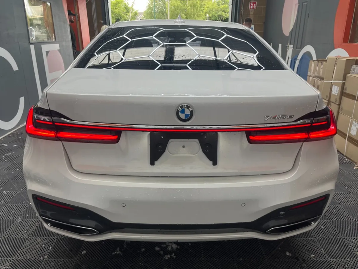 BMW 7-Series 2019 BMW 745E M-SPORT 3.0 AUTOMATIC / - Image 3