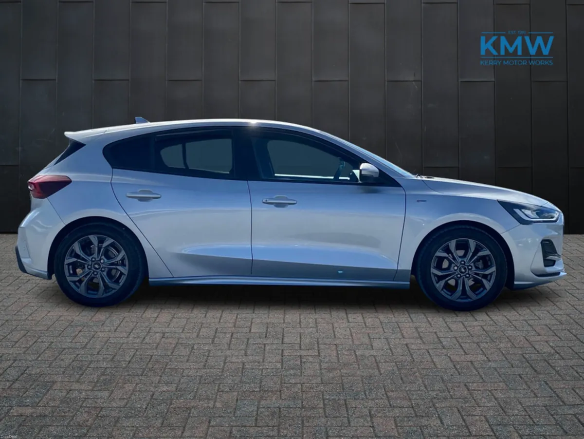 Ford Focus ST-Line 125 BHP - Image 4