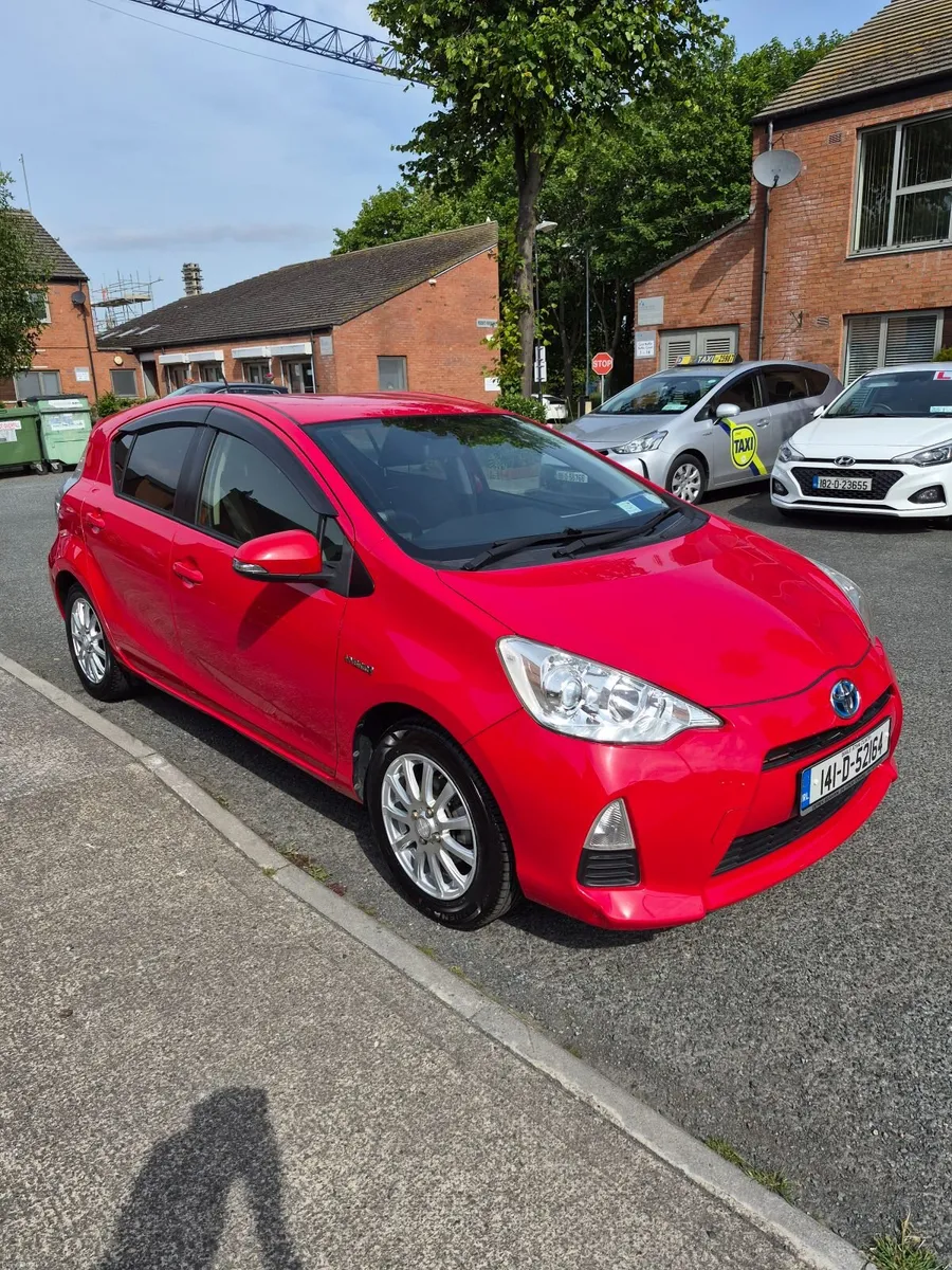 Toyota Aqua 2014 - Image 4