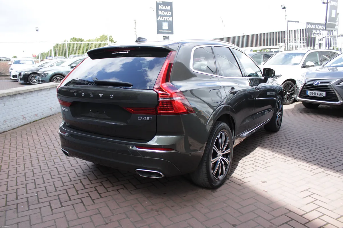 2018 VOLVO XC60 D4 AWD 2.0 5DR ESTATE AUTOMATIC - Image 4