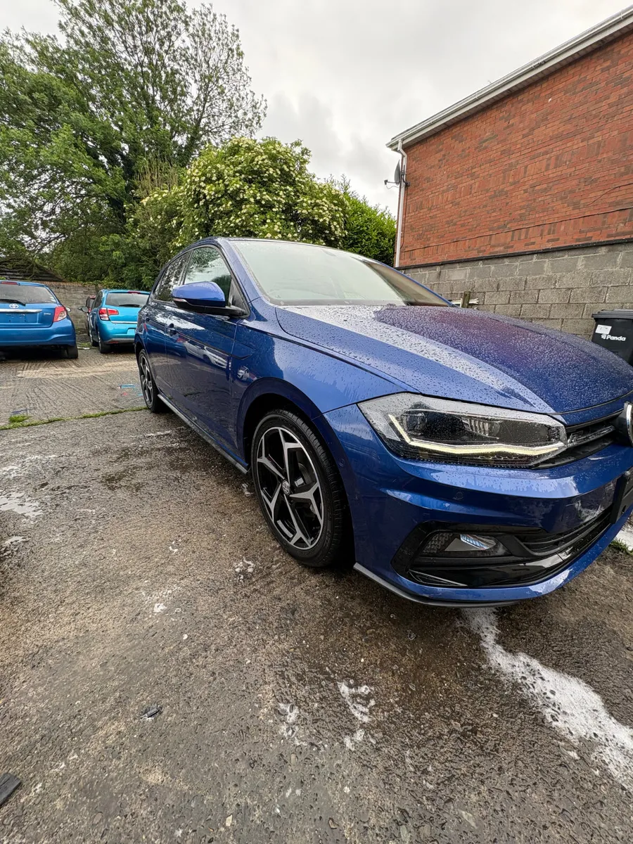 Volkswagen Polo 2019 - R Line 1.5L - Image 4