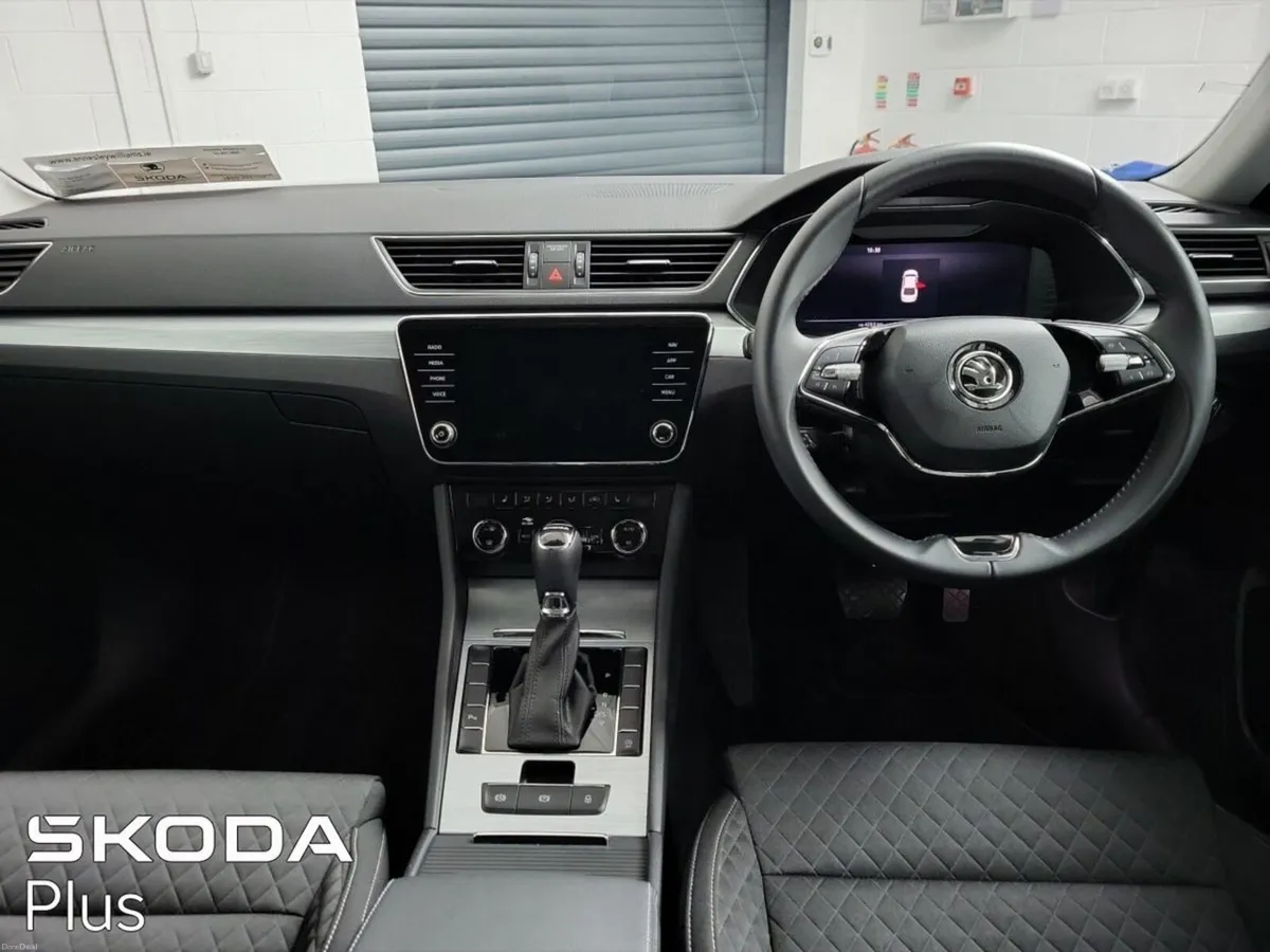 Skoda Superb Ambition 2.0Tdi 150Bhp DSG - Image 3