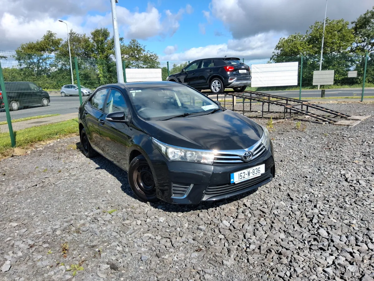 Maindealer Auction Unreserved Toyota Corolla 2015 - Image 4