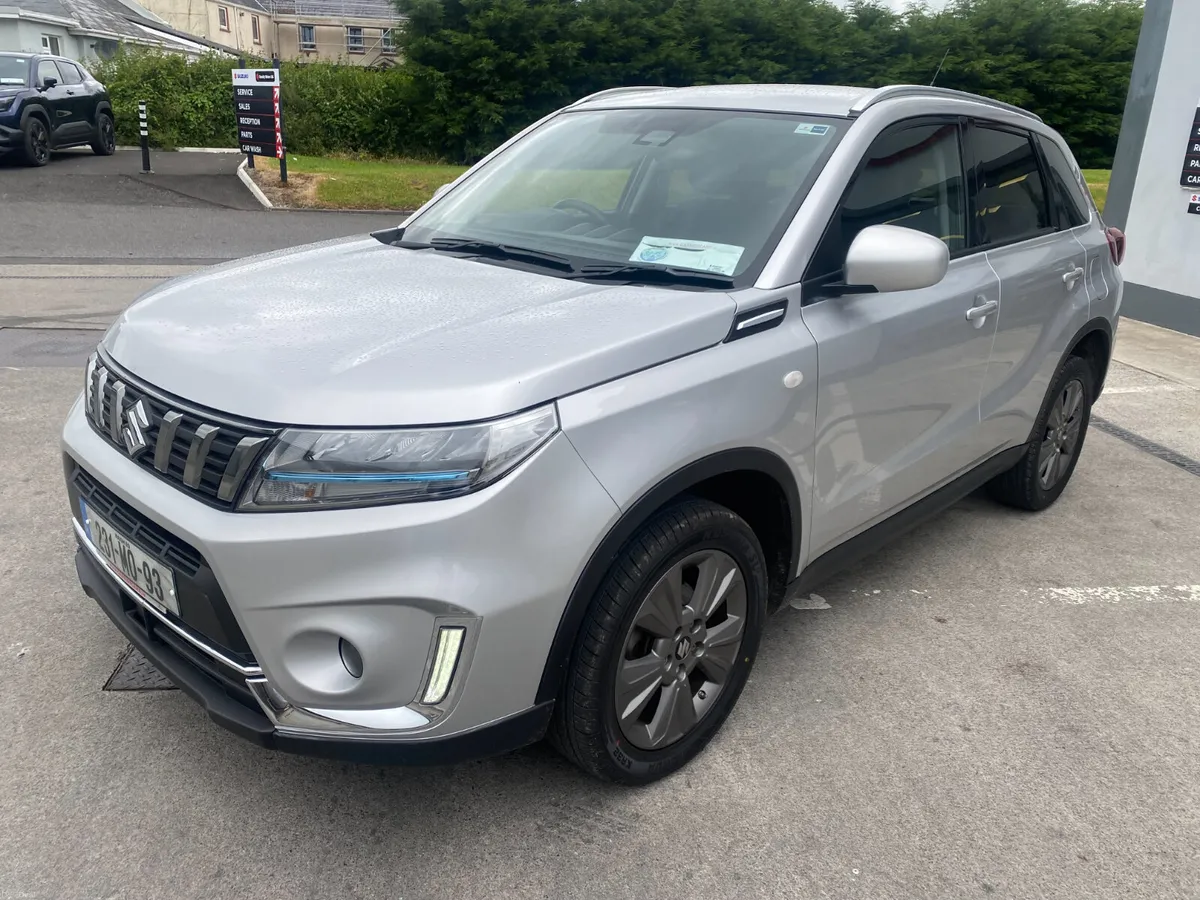 2023, Suzuki Vitara - Image 3