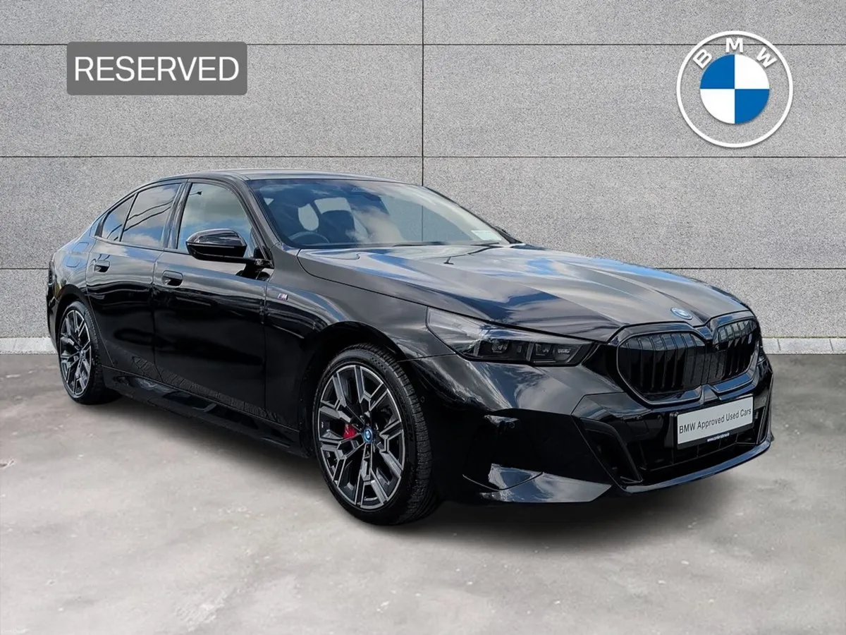 BMW i5 eDrive40 M Sport Pro - Image 1