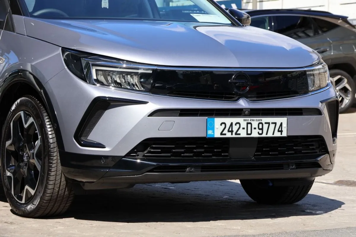 Opel Grandland X GRANDLAND x , Extremely low milea - Image 4