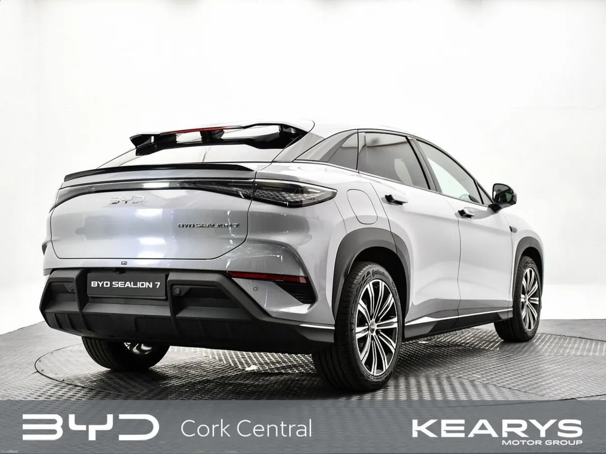 BYD SEALION 7 DESIGN AWD "DEMO MODEL" - Image 6