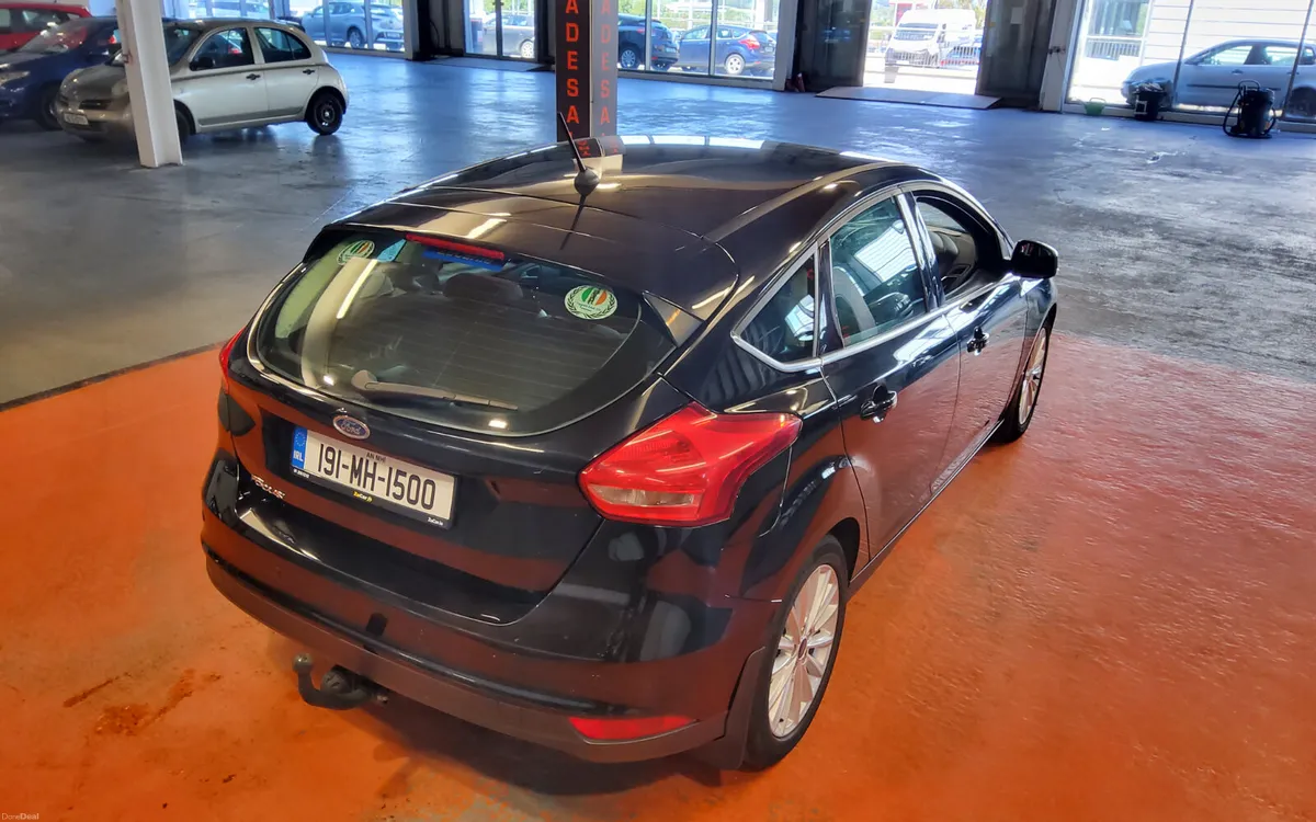 Ford Focus 2019 - Image 3