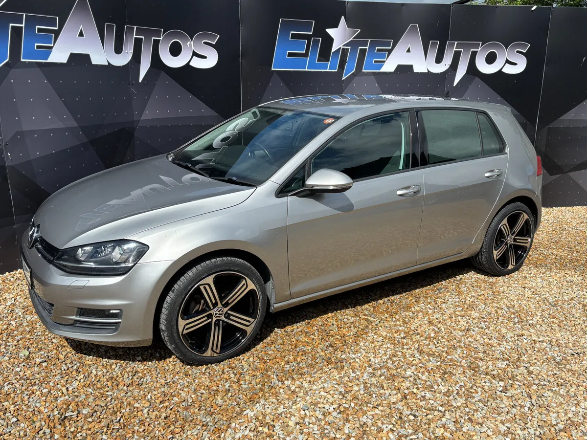 VW Golf Comfortline TSI Automatic  2015 - Image 2