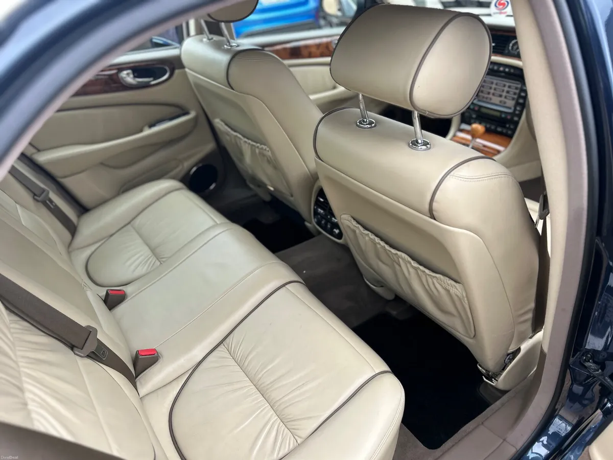 Jaguar XJ Sovereign - Image 6