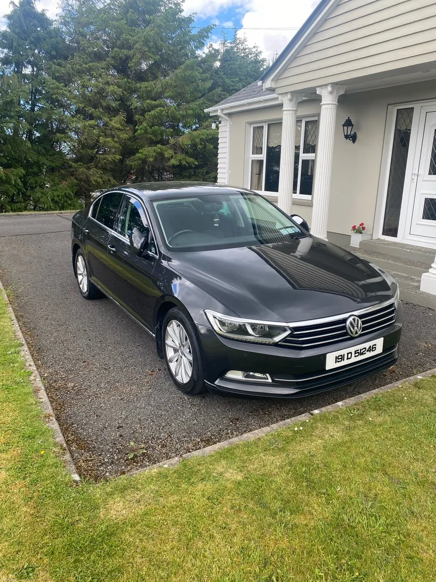 Car - Image 1