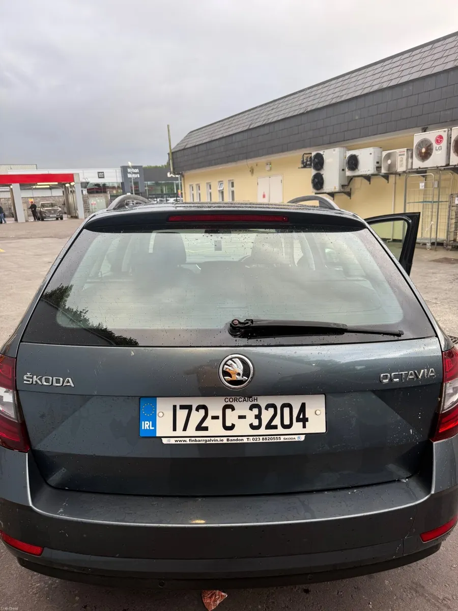 Skoda Octavia 2017 - Image 4