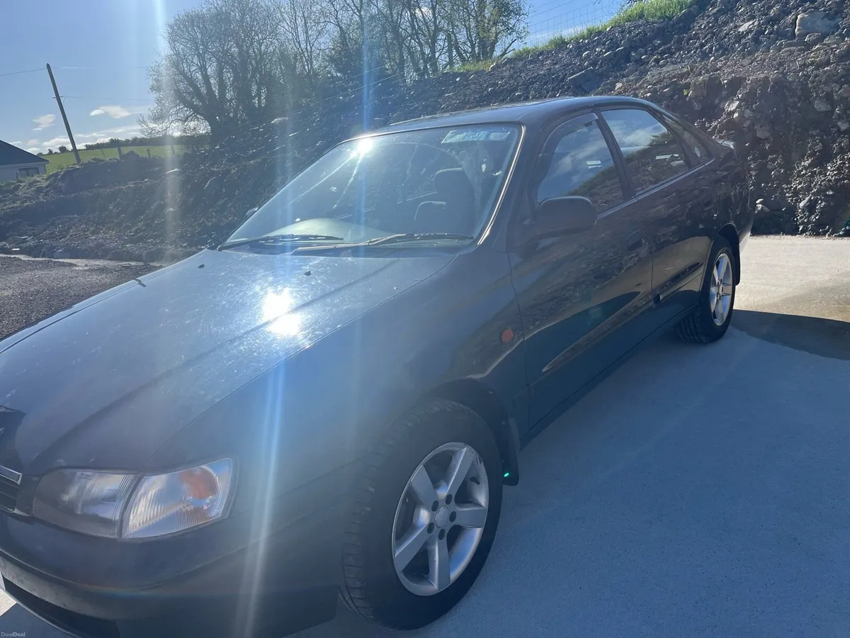 Toyota Carina - Image 5