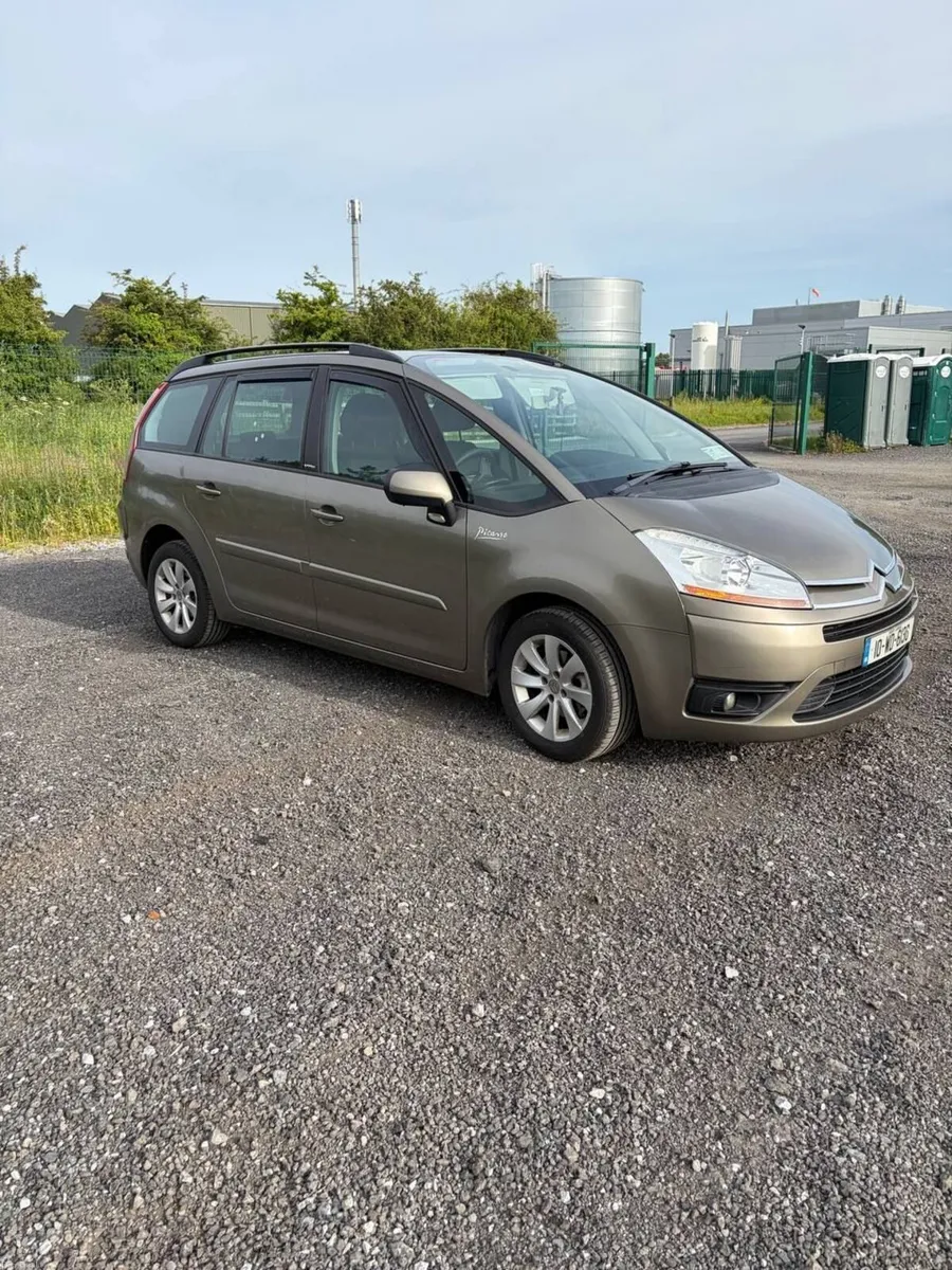 Citroen Grand C4 Picasso 2010 - Image 2