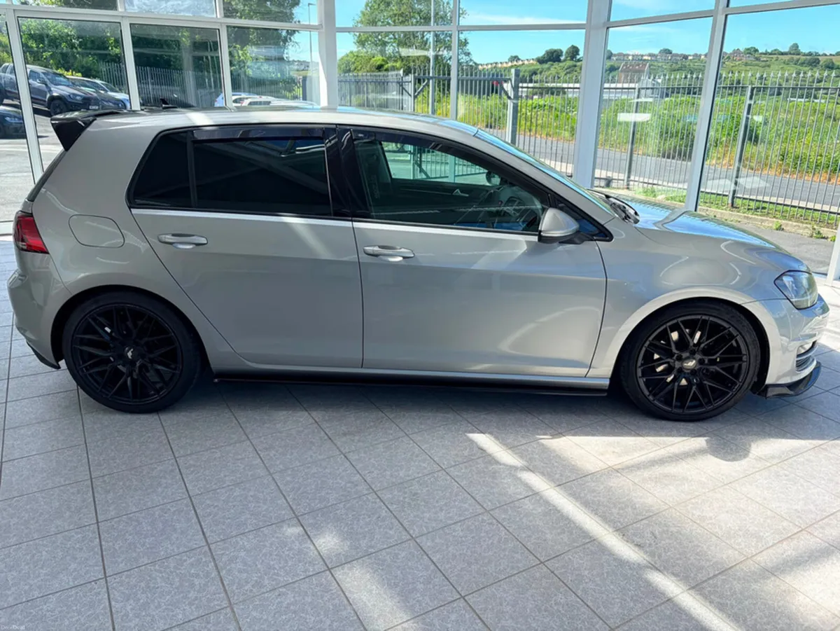 Volkswagen Golf 1.4 DBA-AUCPT 5DR AUTO - Image 4