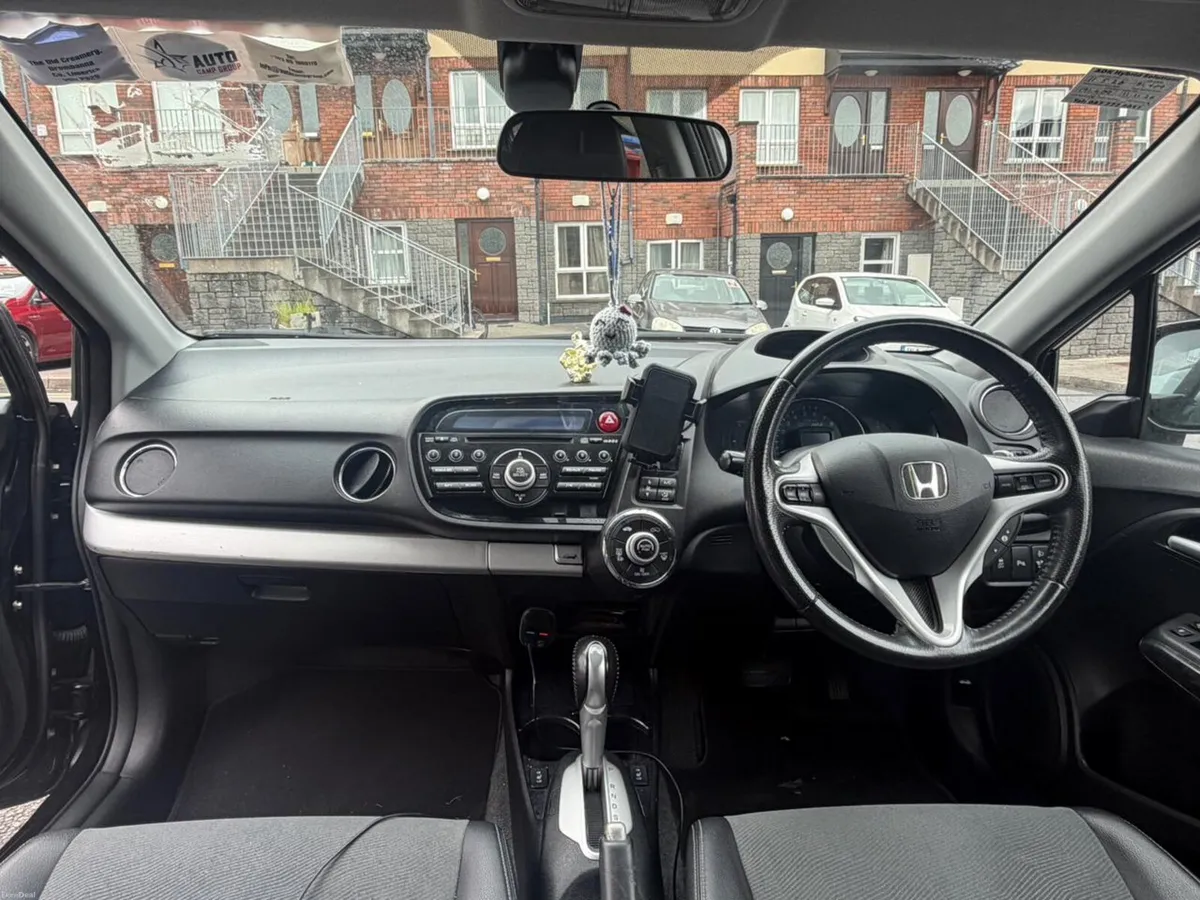 Honda Insight Hybrid Automatic - Image 2