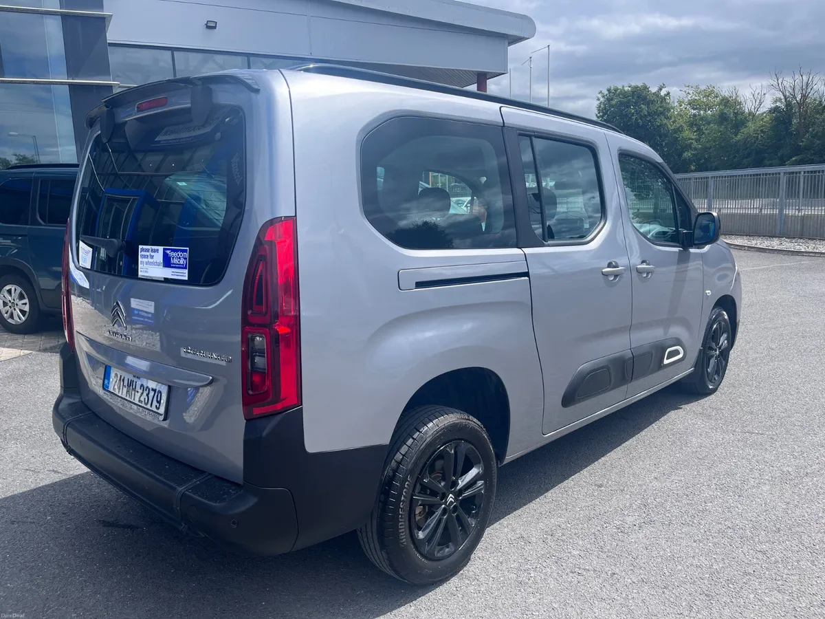Citroen Berlingo 2024 Auto, TAXI SPEC - Image 4