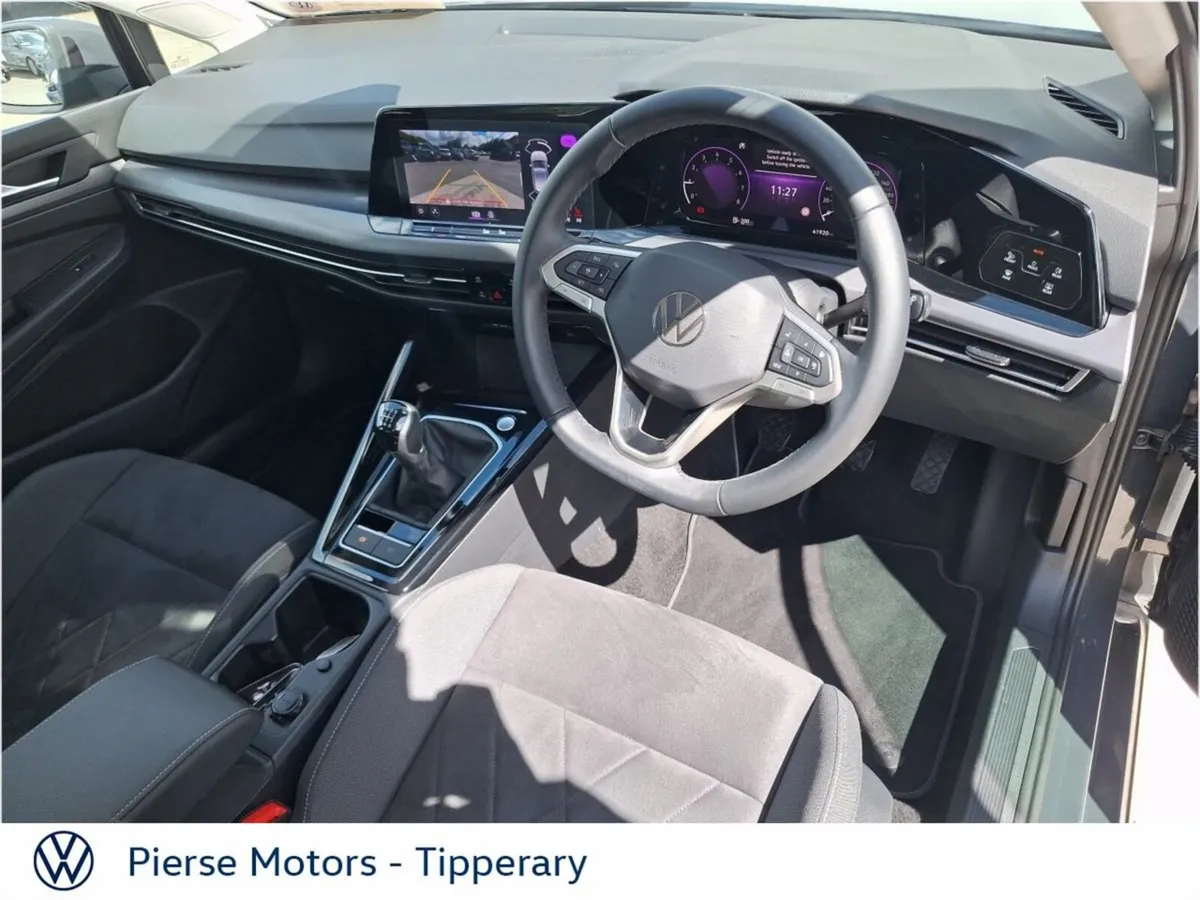 Volkswagen Golf 1.5 TSI 130HP Style - Image 2