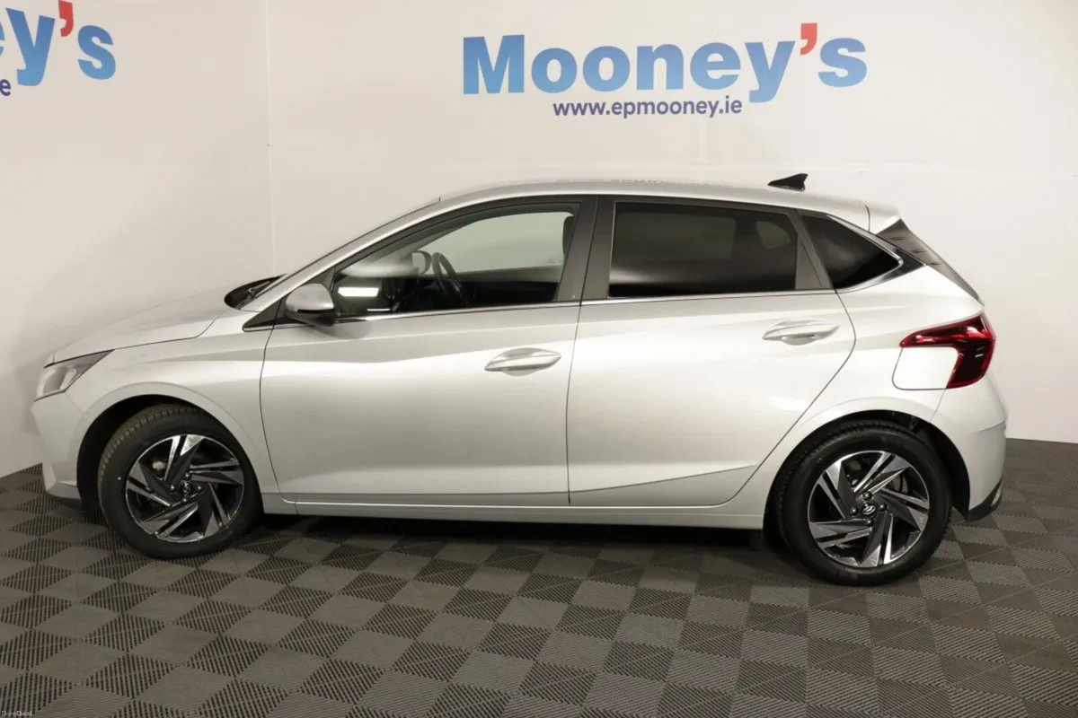 Hyundai i20 Deluxe PLus 1.2L Petrol - Great Condit - Image 6
