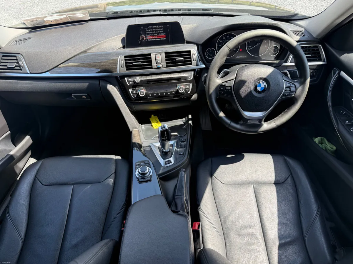 2017 BMW 3-Series Luxury Plug in Hybrid SALE ! - Image 5