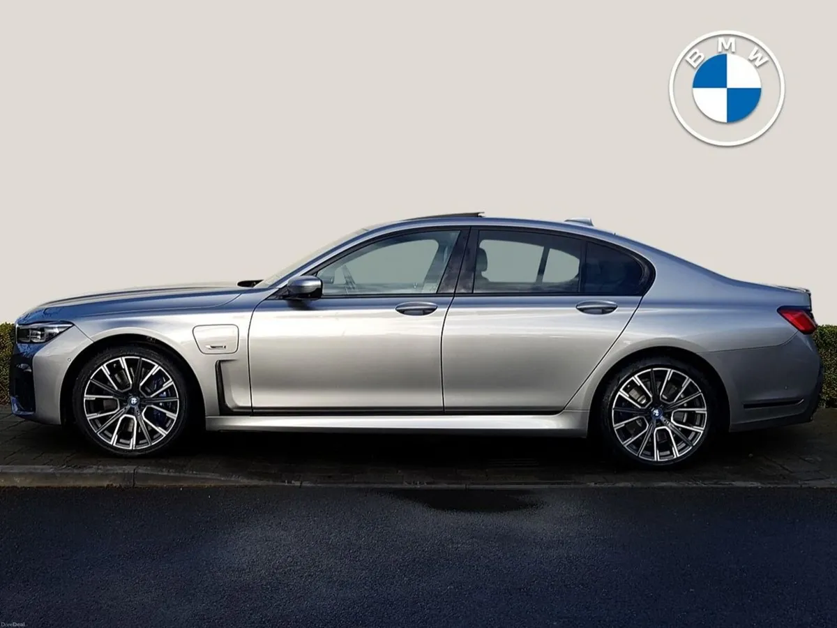 BMW 7-Series 745e M Sport - Image 3