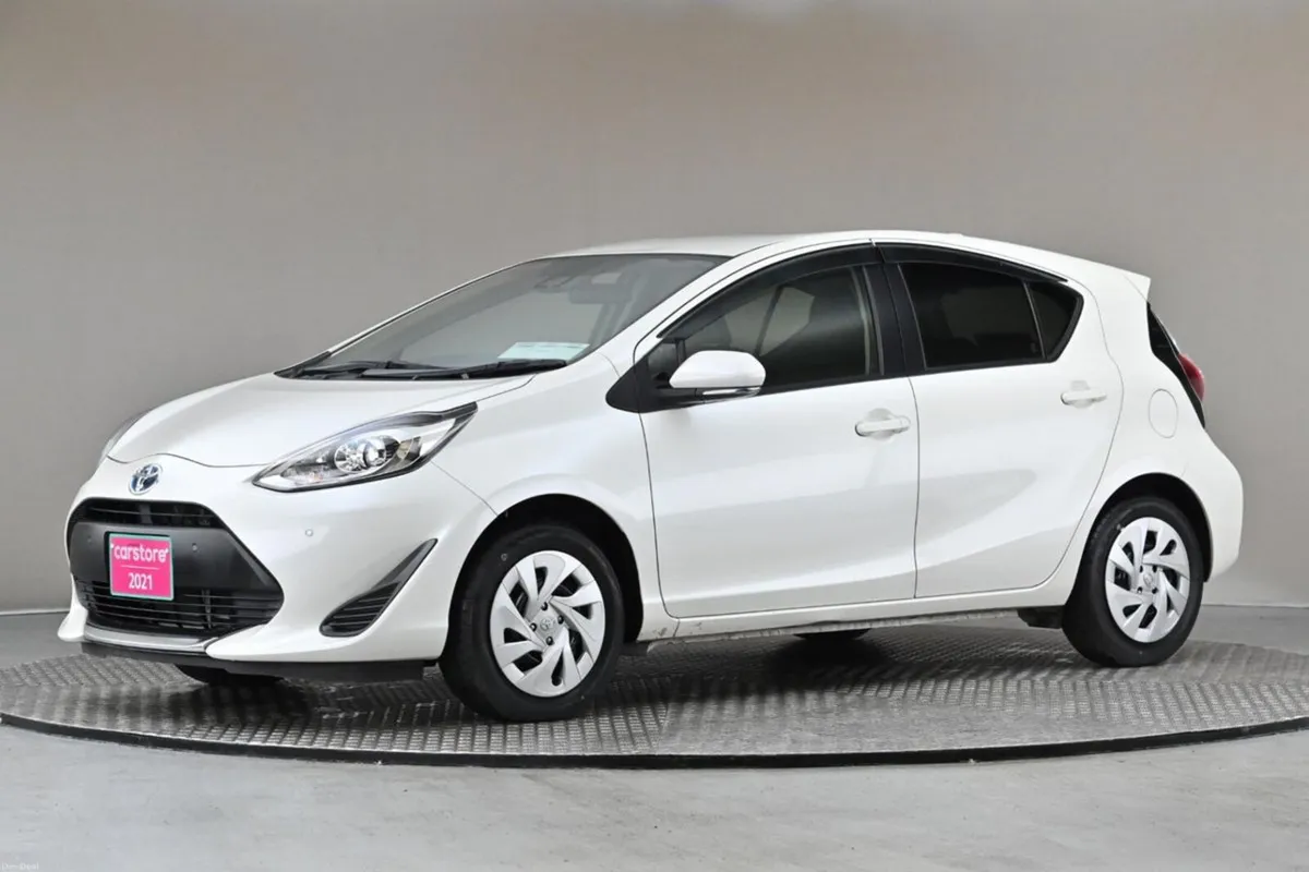 Toyota Aqua 1.5 VVT-i HYBRID **REVERSE CAM**ANDROI - Image 4