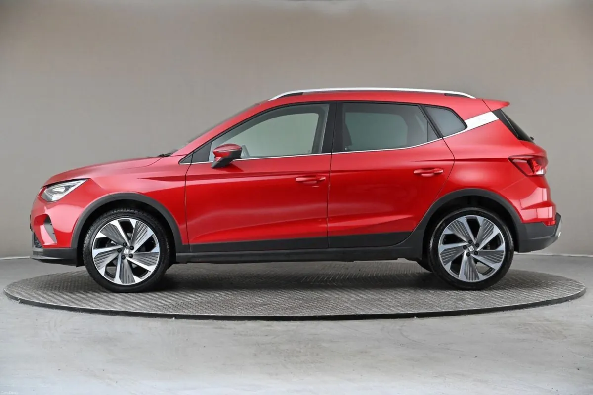 SEAT Arona 1.0 TSI 6SPD FR SPORT LEATHER - Image 5